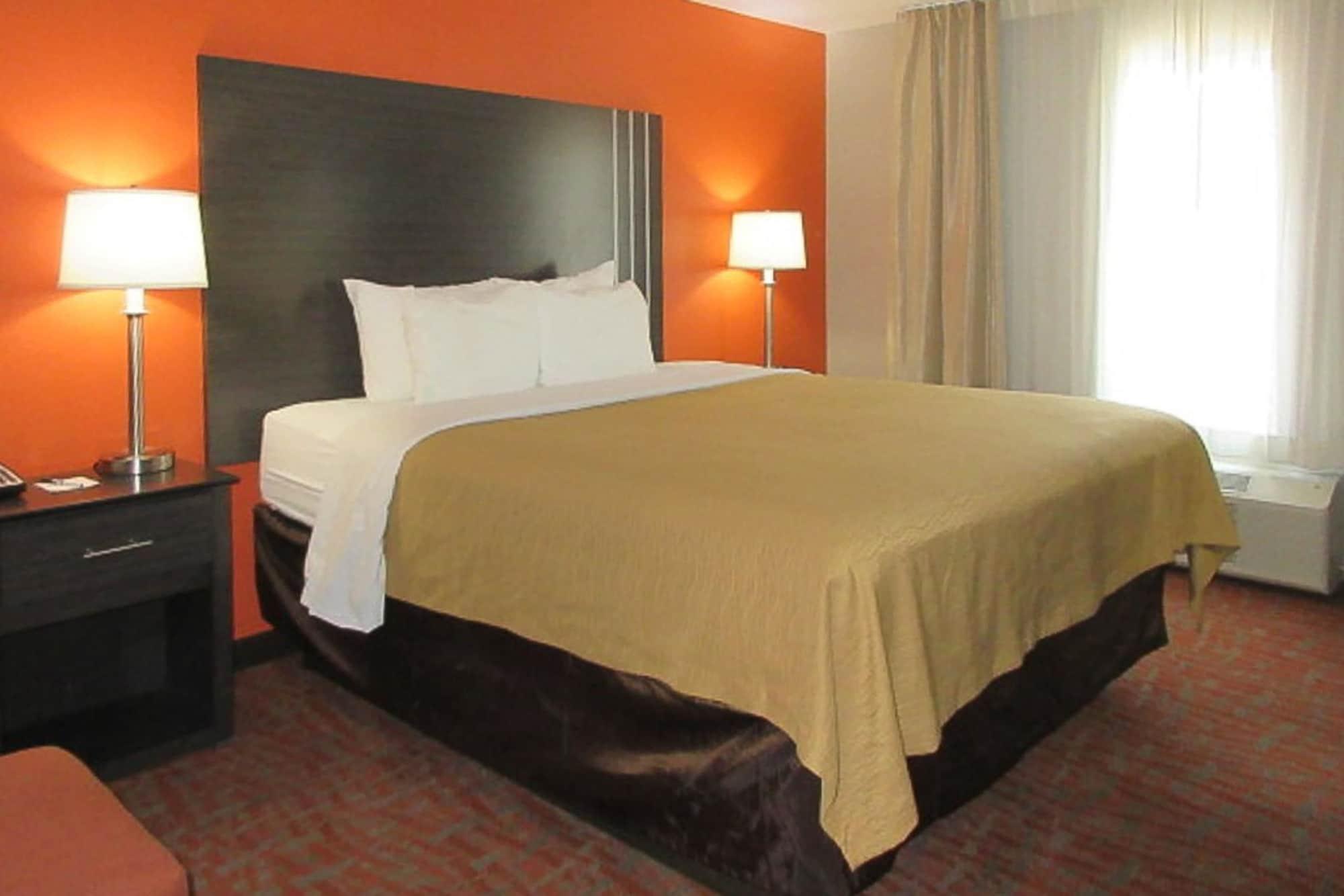 Quality Inn & Suites Fresno Northwest Esterno foto